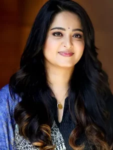 the-latest-look-of-bahubalis-devasena-her-look-changed-completely 2