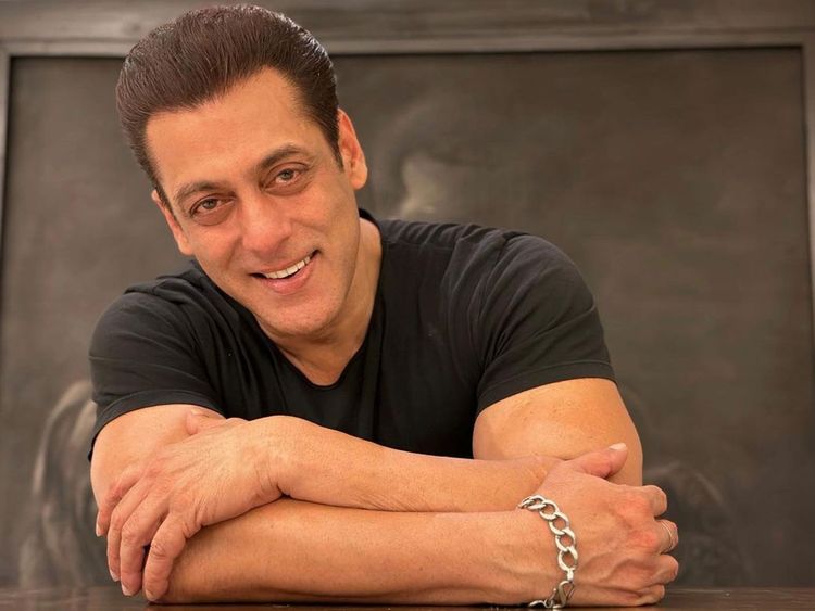 salman-khan-is-now-going-to-step-into-the-world-of-ott